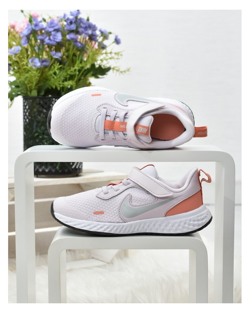 Buty sportowe dziecięce Nike Revolution 5 BQ5672-504 Fioletowe