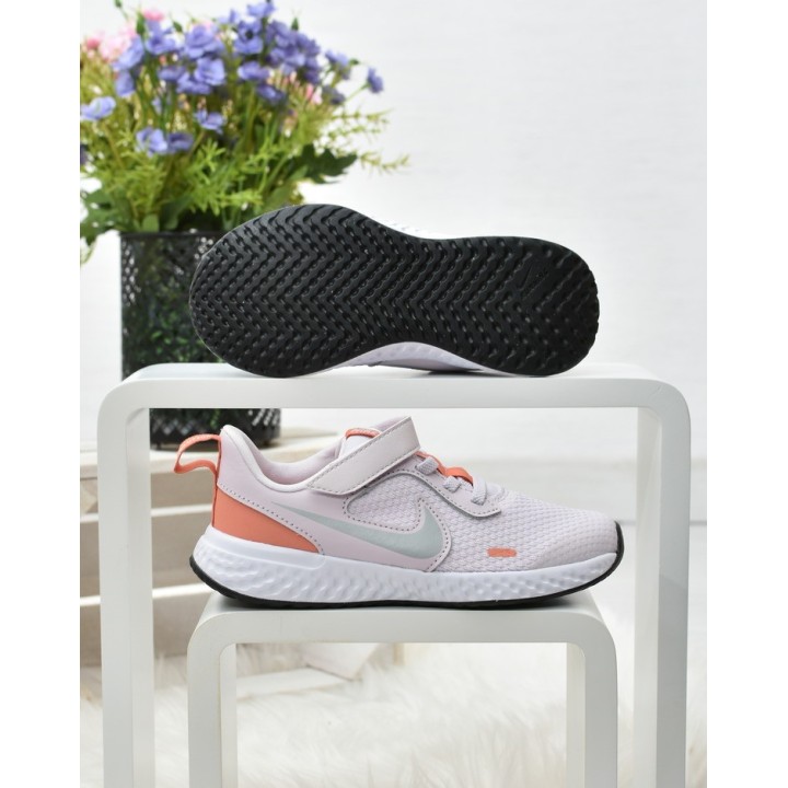Buty sportowe dziecięce Nike Revolution 5 BQ5672-504 Fioletowe