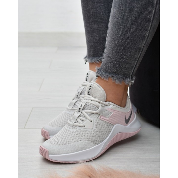 Buty sportowe damskie W Nike MC Trainer CU3584-010 Szare