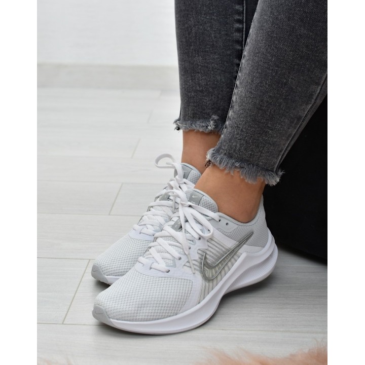 Buty sportowe damskie WMNS Nike Downshifter 11 CW3413-100 Białe