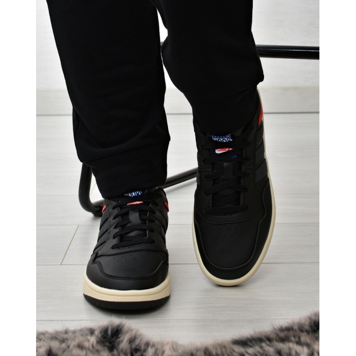 Buty sportowe męskie Adidas Hoops 3.0 GZ1347 Czarne