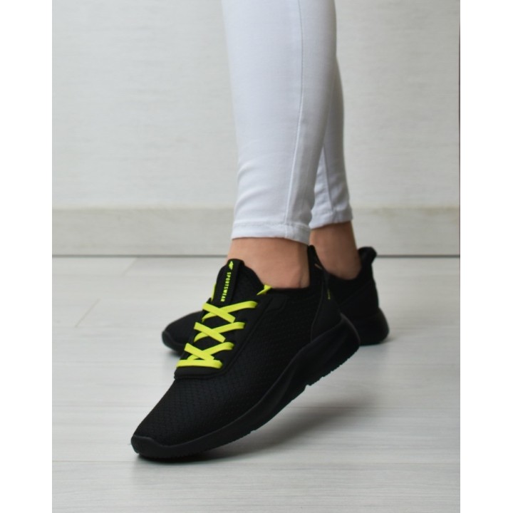 Buty sportowe 4F 4FJSS23FLOWM037 Czarne