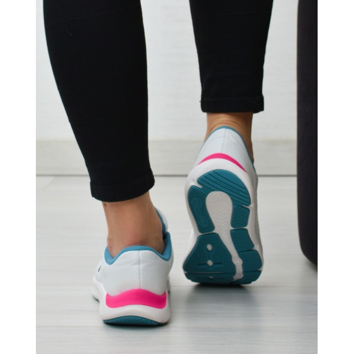 Buty sportowe damskie Under Armour 3025430-102 Białe