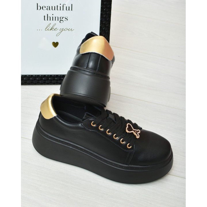 Sneakersy damskie skórzane Vinceza 66700 Czarne