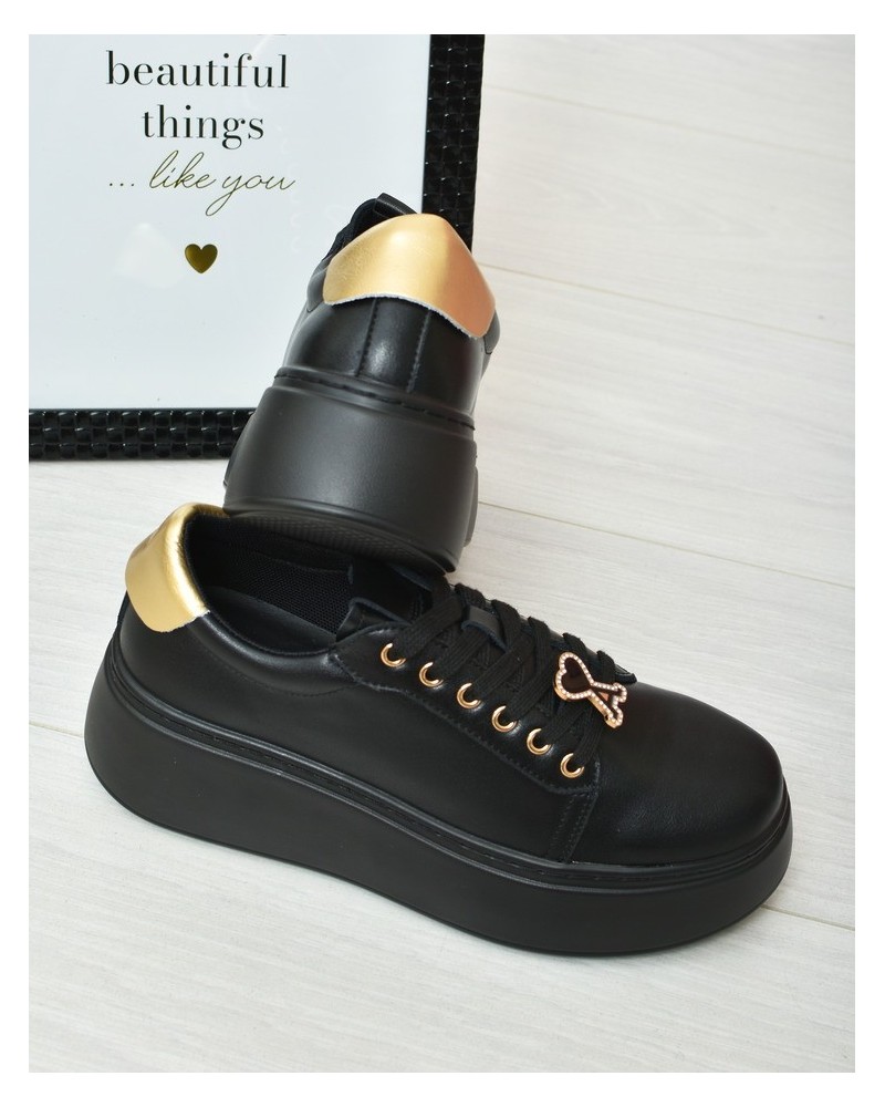 Sneakersy damskie skórzane Vinceza 66700 Czarne