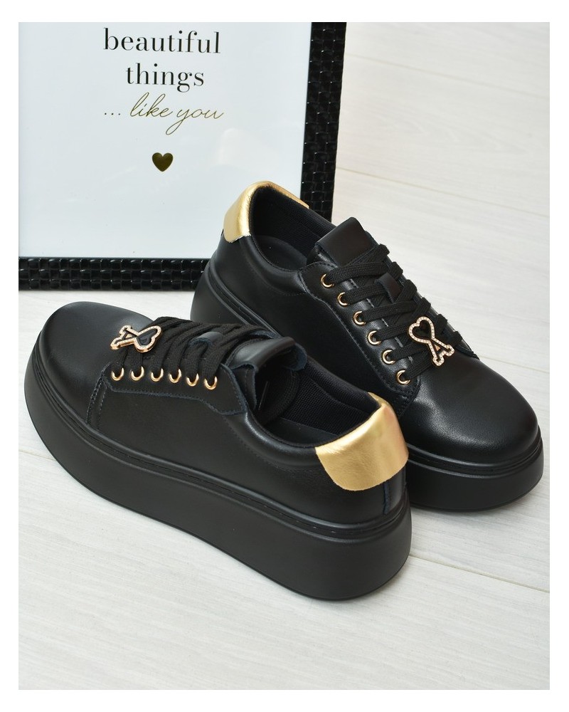 Sneakersy damskie skórzane Vinceza 66700 Czarne