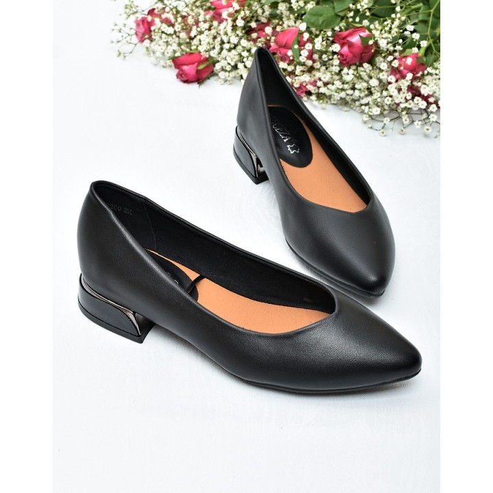 Baleriny na obcasie Vinceza 62280 Czarne