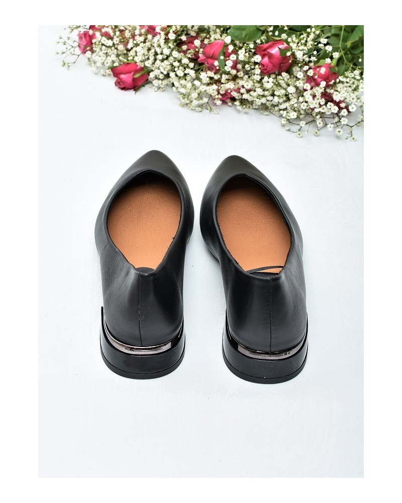 Baleriny na obcasie Vinceza 62280 Czarne