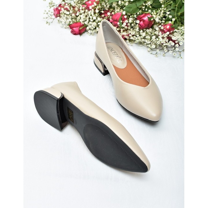 Baleriny na obcasie Vinceza 62280 Beż