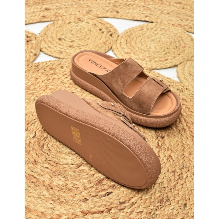 Klapki damskie Vinceza 66916 Camel